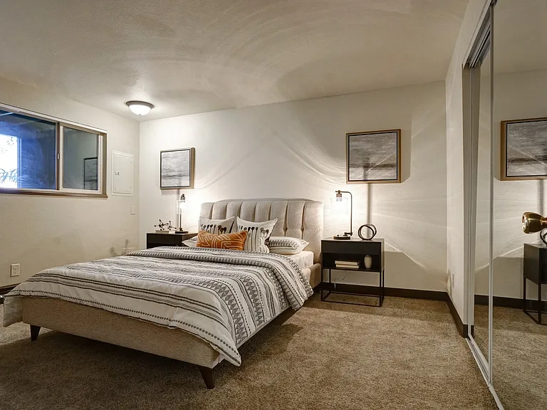 Upland Terrace — Photo 16