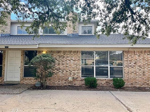 1st image of 3301 Moss Ct APT B