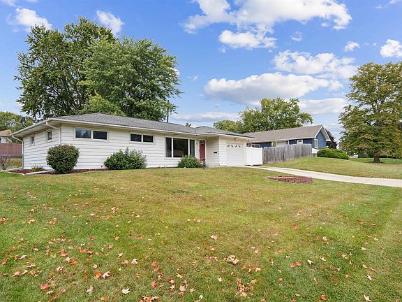 2nd image of 2514 Saratoga Dr