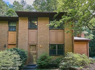 2000 Headlands Cir, Reston, VA 20191