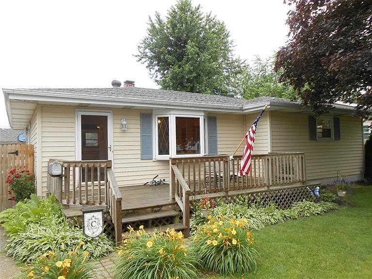1st image of 1215 W 10th Pl
