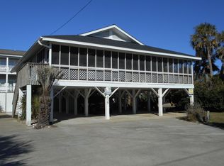 135 Palmetto Blvd, Edisto Island, SC 29438