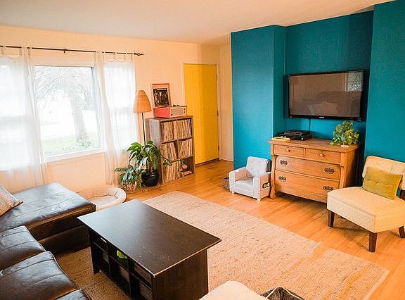 3rd image of 30W368 May St