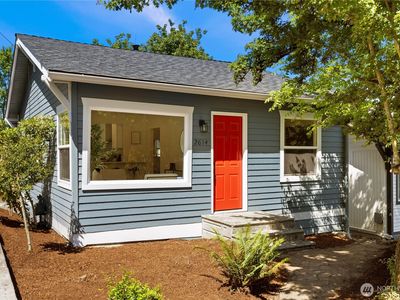 2614 E Olive St, Seattle, WA, 98122