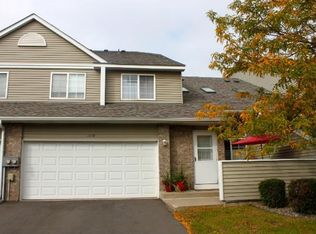 1118 Pecks Woods Dr, New Brighton, MN 55112