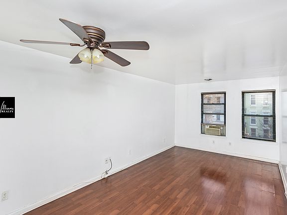 3rd image of 405 Halsey St #3