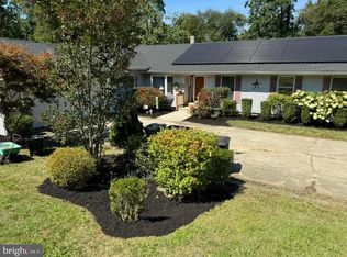 343 Juliustown Rd, Columbus, NJ 08022