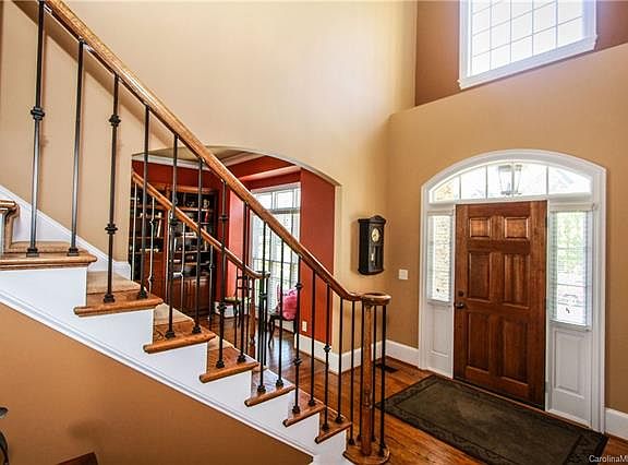2nd image of 6844 Thornton Oaks Ct