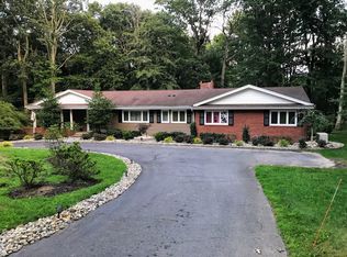 33 Squire Ter, Colts Neck, NJ 07722