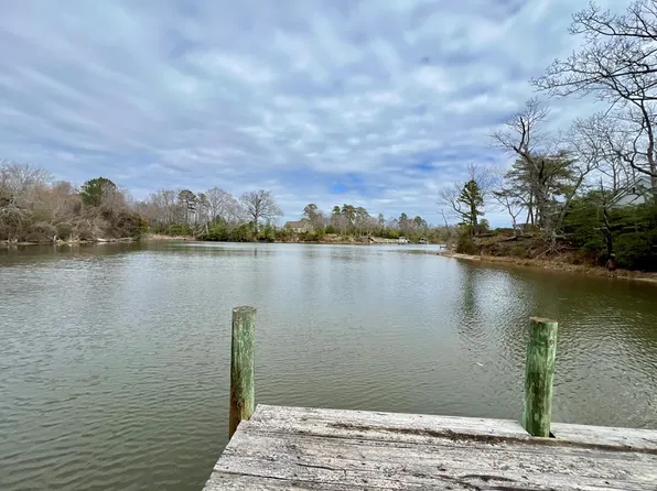15 Fountain Gate Rd, Heathsville, VA 22473