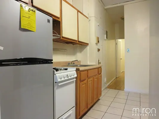 Rented by Miron Properties | media 13