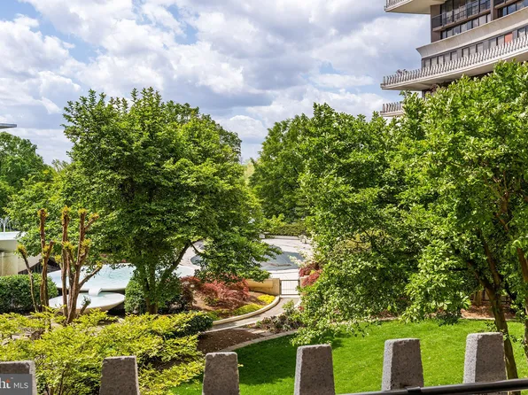 700 New Hampshire Ave NW #320, Washington, DC 20037