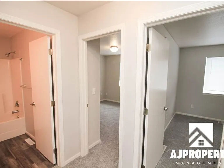 4907 S Tennis Ln — Photo 6