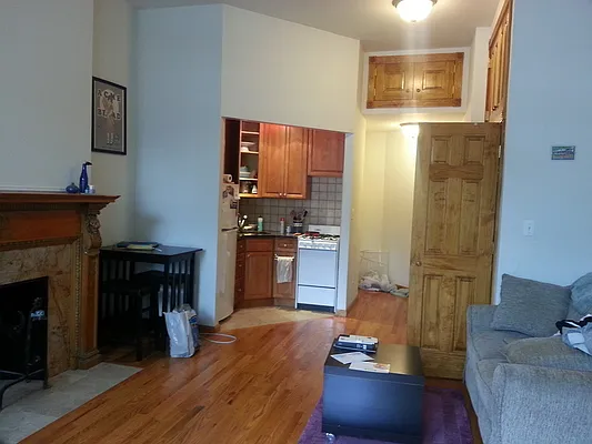 Rented by America Mecca Realty LLC | media 10