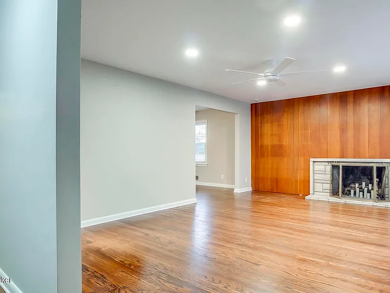 3608 Hanover Rd — Photo 5
