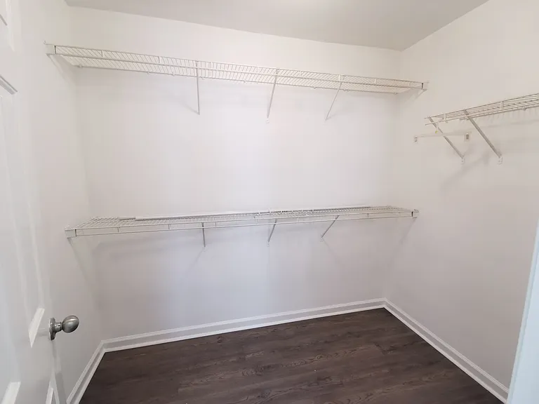 2073 Executive Dr — Photo 22