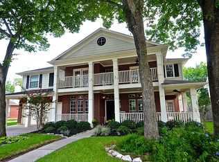 14010 Sandy Springs Ln, Sugar Land, TX 77498