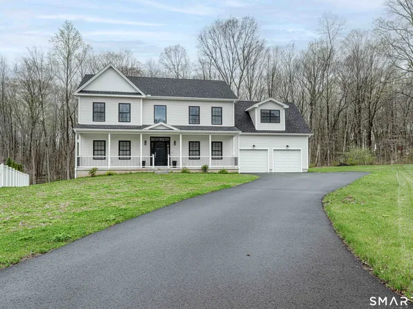 19 Tamarack Lane, Guilford, CT 06437