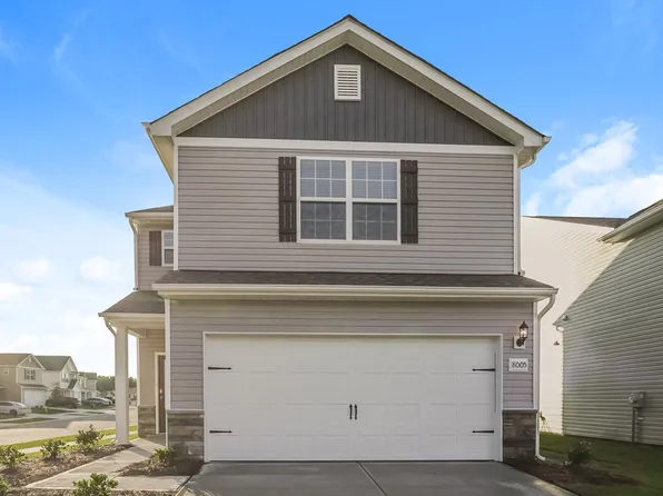 8005 Moose Creek Dr, Charlotte, NC 28214