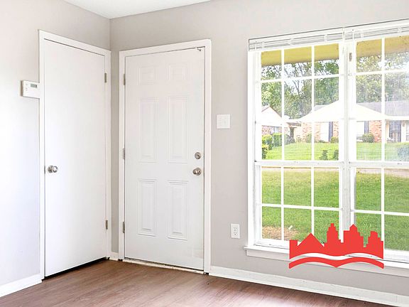 5th image of 4921 Shayne Ln