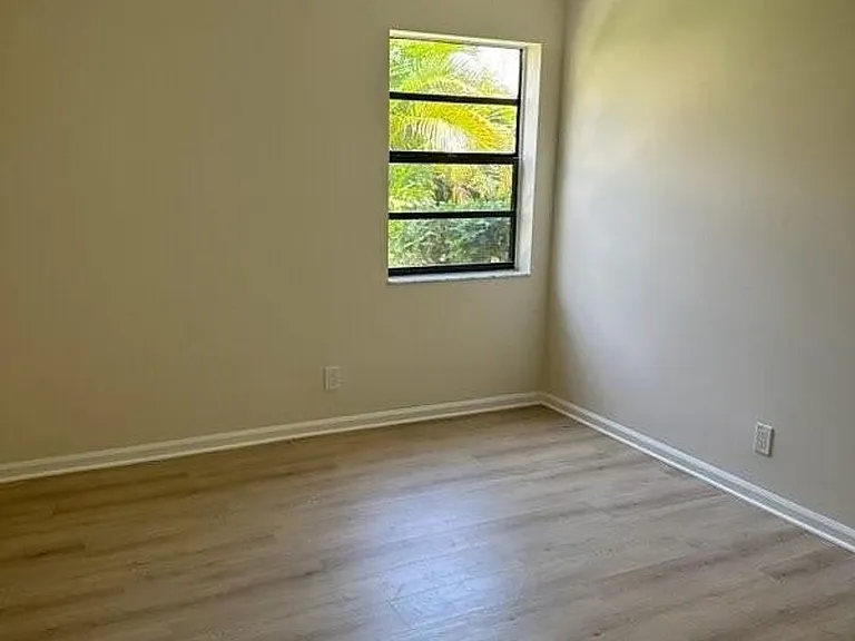 406 Buttonwood Pl #406 — Photo 14