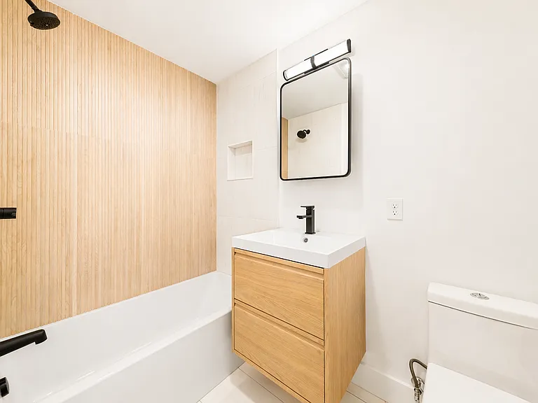 18 Creighton St #3 — Photo 26