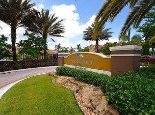 8871 Wiles Rd APT 202, Pompano Beach, FL 33067