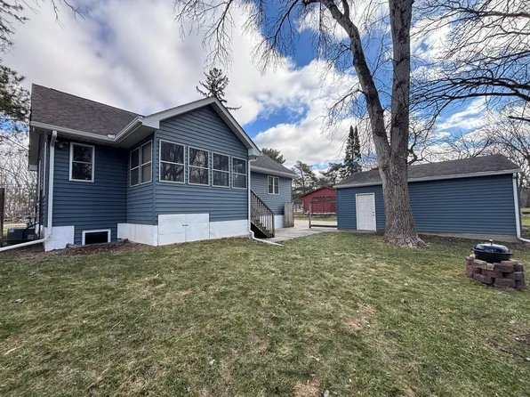 2082 Stillwater St, White Bear Township, MN 55110