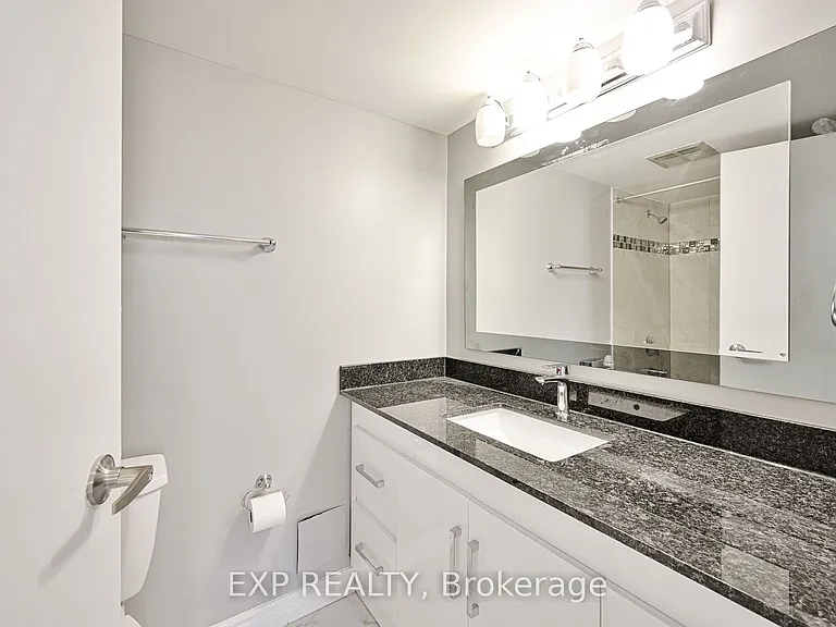 3695 Kaneff Cres #1404 — Photo 17