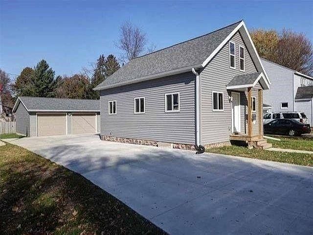 1st image of 612 Nina Ave