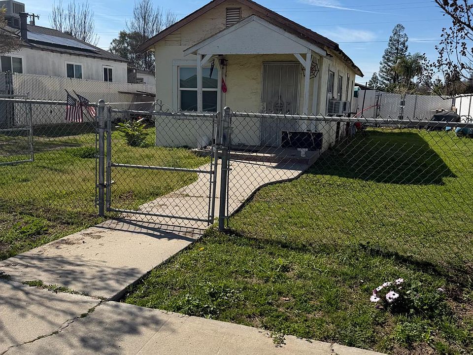 1st image of 901 S 2nd St