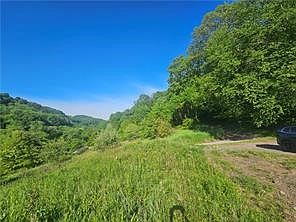 1st image of Magnani Ln