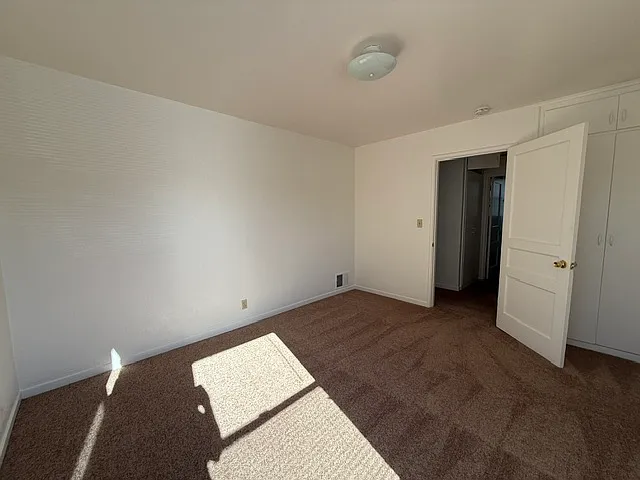 370 Estudillo Ave #10 — Photo 7