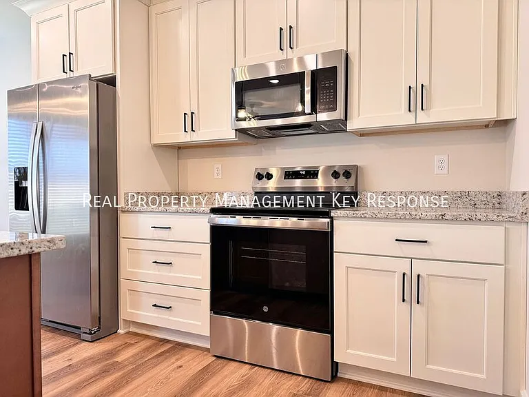 1170 Angus Way — Photo 5