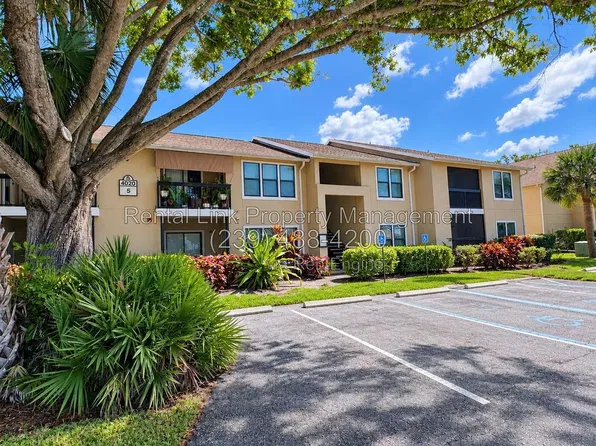 4020 Crockers Lake Blvd, Sarasota, FL