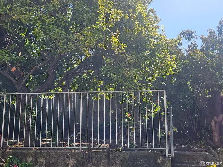 280 Cambridge St — Photo 23