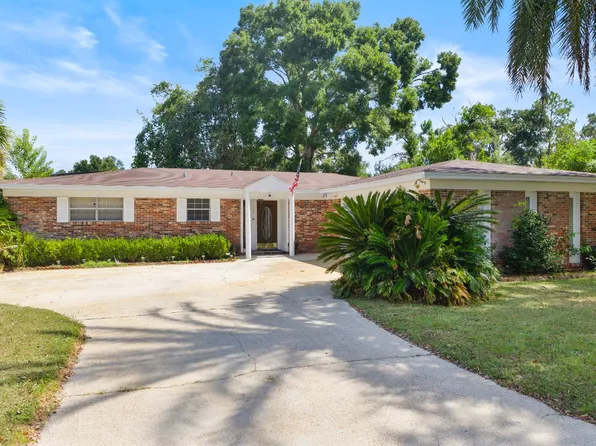 451 NW Fairway Dr, Lake City, FL 32055