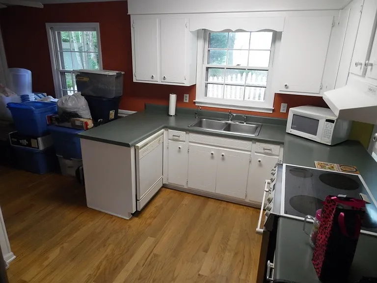 1107 Shoreview Dr — Photo 8