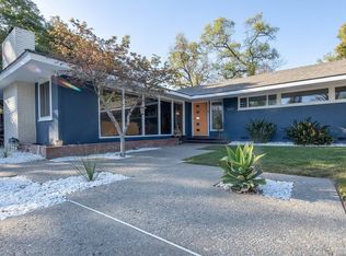 1420 W Meadow Ave, Visalia, CA