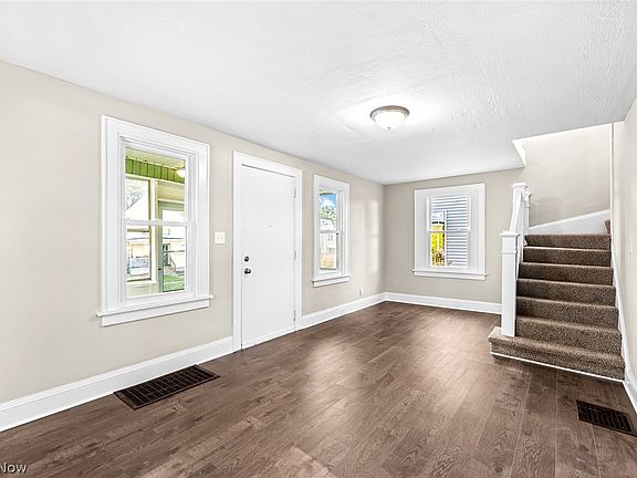 5th image of 1421 Elder Ave