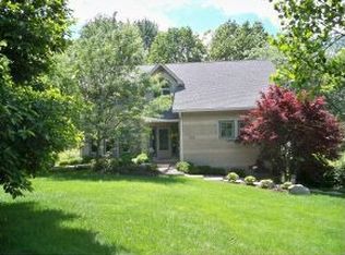 1616 E Treadwell Ln, Bloomington, IN 47408