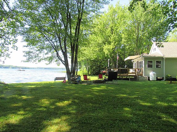 5th image of 308 East Salem Drive