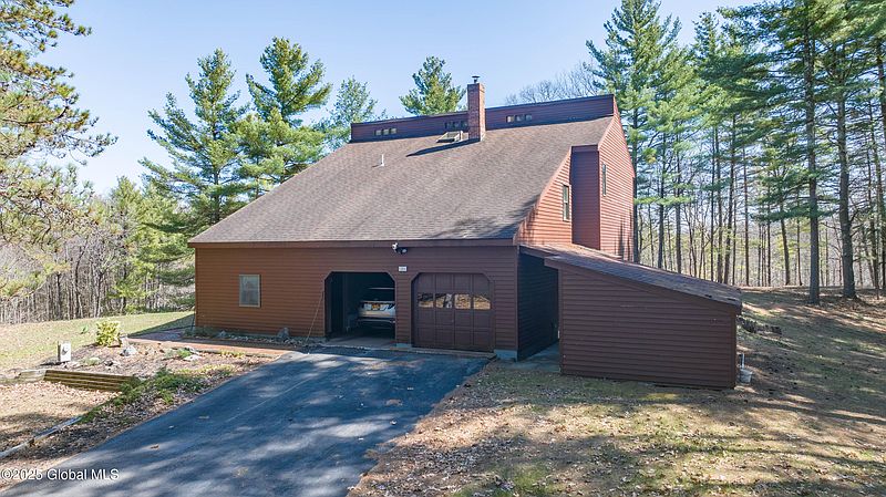 2nd image of 204 Louden Road