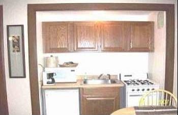 5th image of 1028 E Juneau Ave APT 420