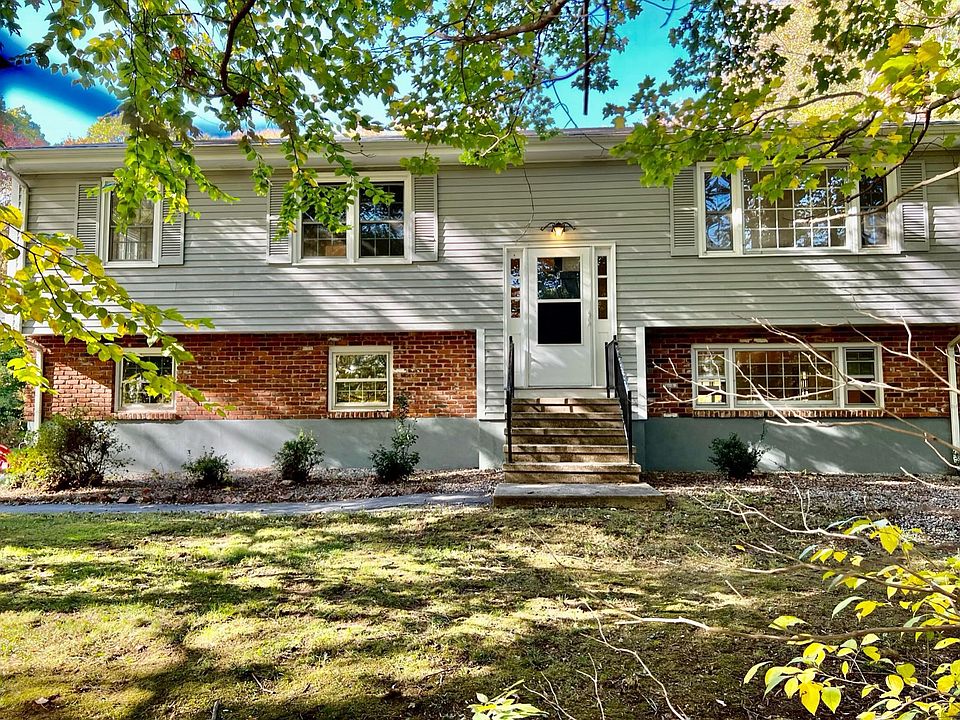 1st image of 5 N Winchester Ct
