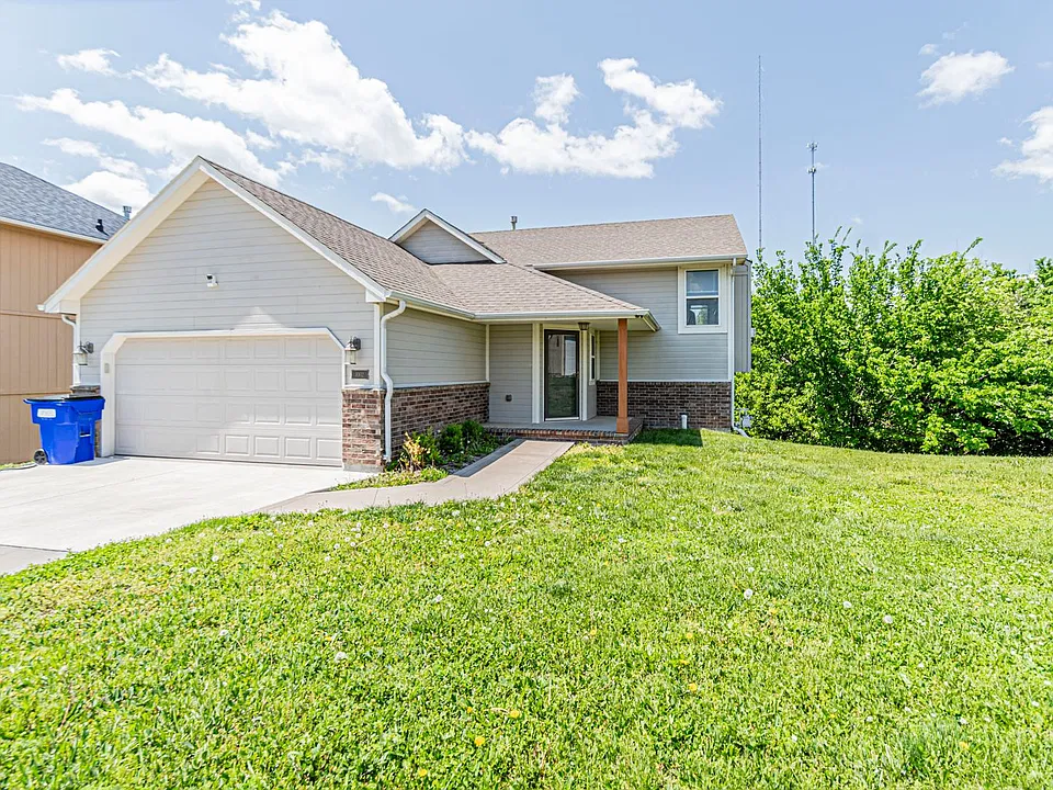 1002 Sandusky Dr