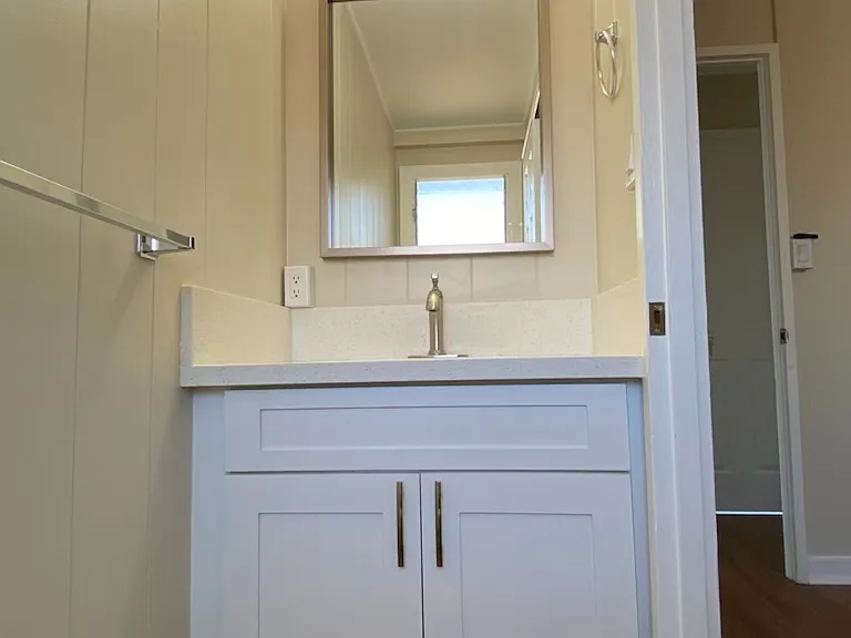 99-556 Aliipoe Dr — Photo 3