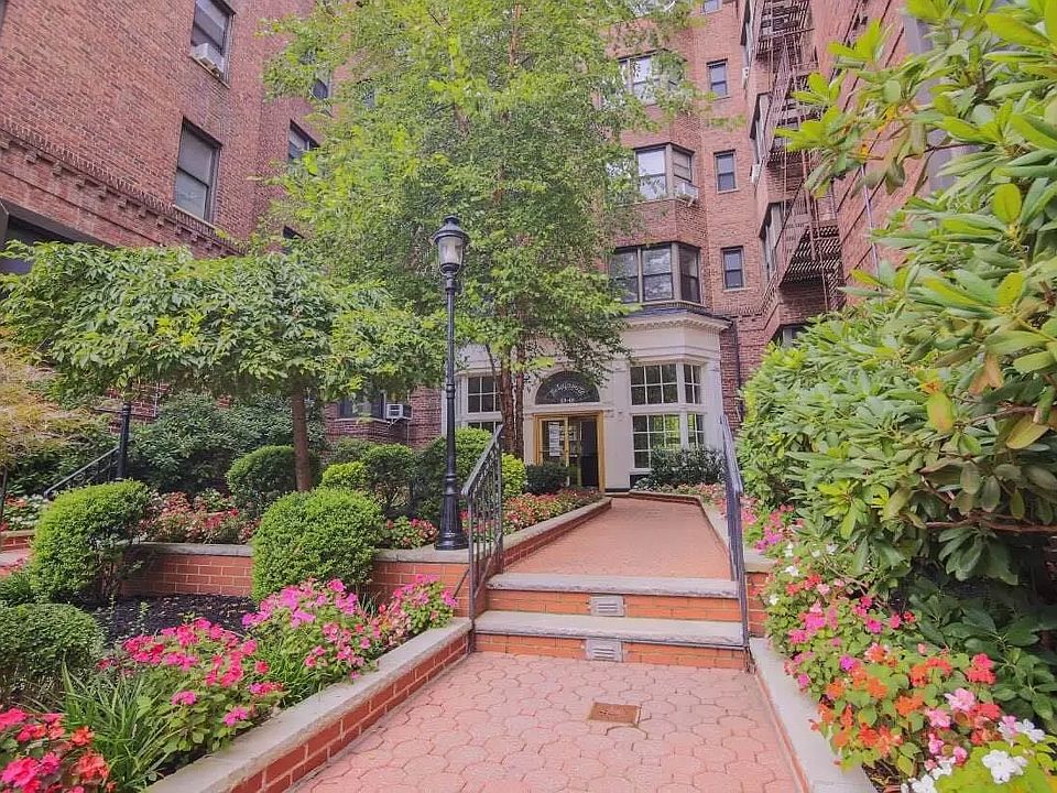 1st image of 69-40 Yellowstone Blvd #9-10