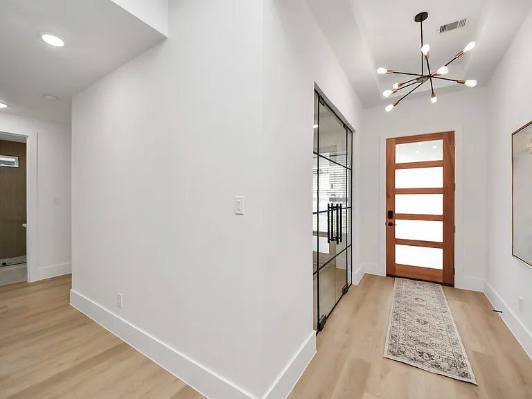 23851 Creekwood Dr — Photo 13
