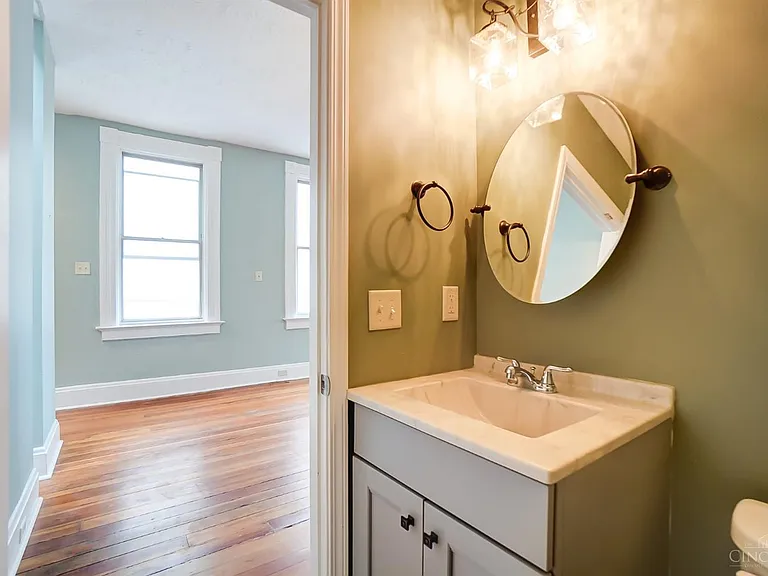 2158 Stratford Ave #2 — Photo 10